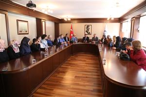 ASÜ’de Kutlu Doğuma Özel Fidan Dikme Çalışması 