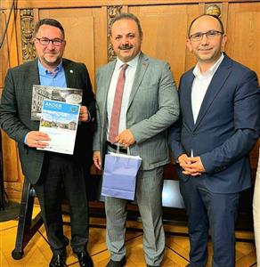ASÜ heyeti Almanya’da tanıtım ve iş birliği ziyaretlerinde bulundu