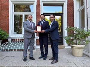 ASÜ heyeti Almanya’da tanıtım ve iş birliği ziyaretlerinde bulundu