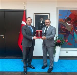 ASÜ heyeti Almanya’da tanıtım ve iş birliği ziyaretlerinde bulundu